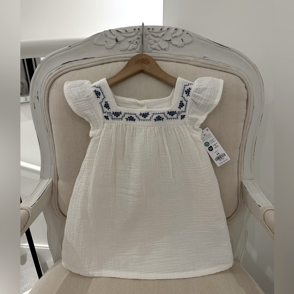 🦢 2T Toddler Cotton Muslin White Dress with Blue Embroidery NWT